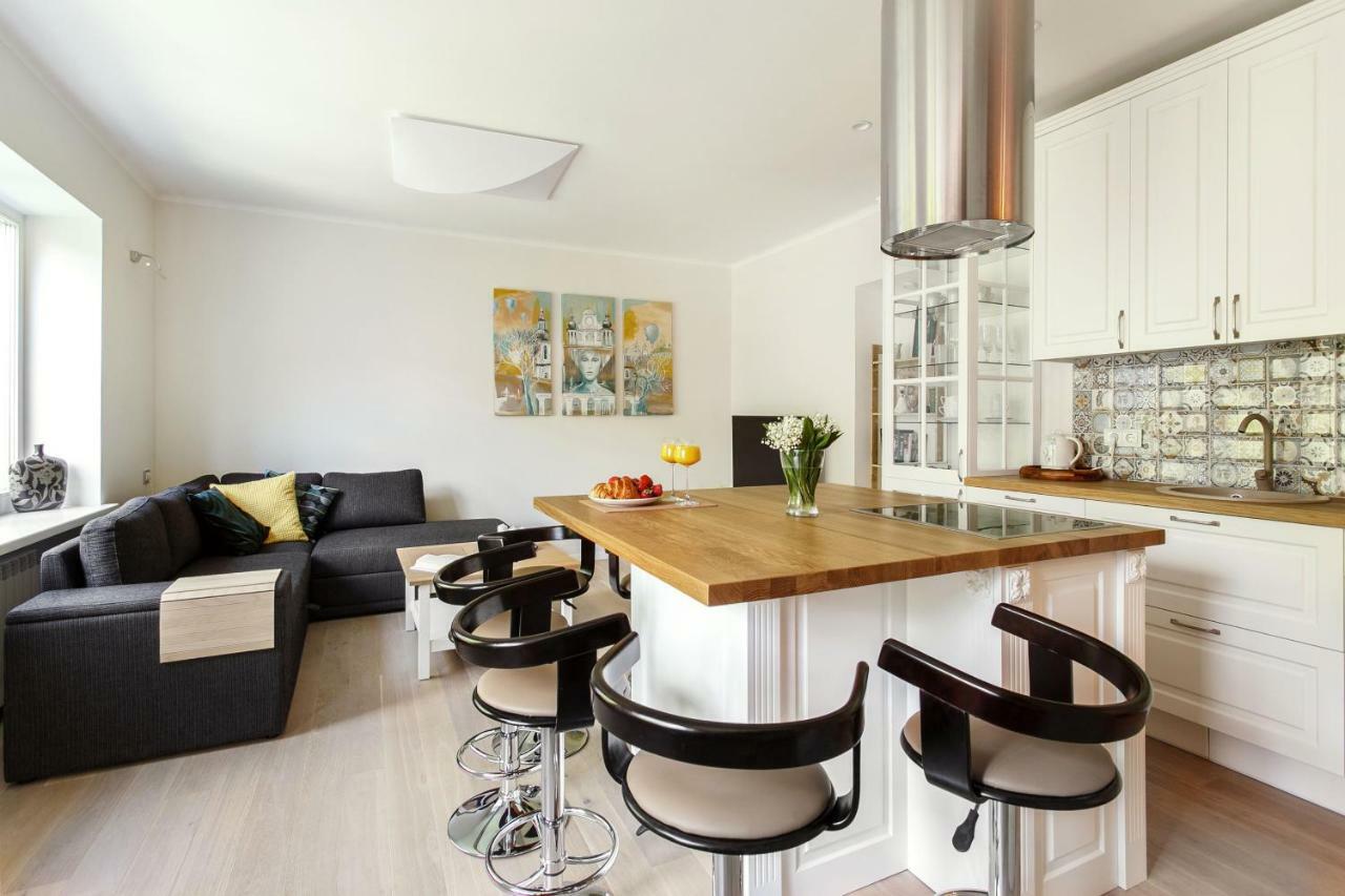 #Stayhere 3Bdr Modern & Stylish Apartment - Heart Of Old Town By Houseys Wilna Exterior foto