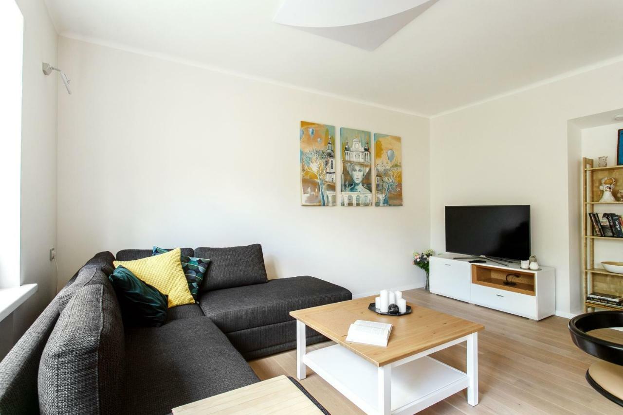 #Stayhere 3Bdr Modern & Stylish Apartment - Heart Of Old Town By Houseys Wilna Exterior foto